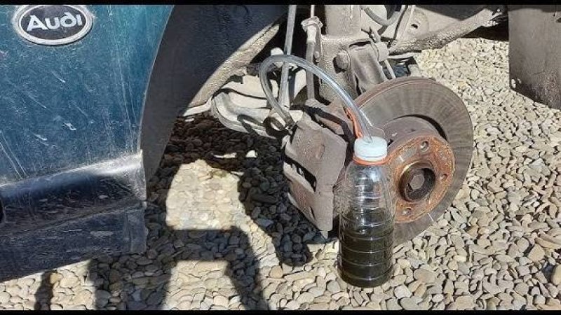 Ghid Universal: Cum se face corect aerisirea frânelor la orice mașină